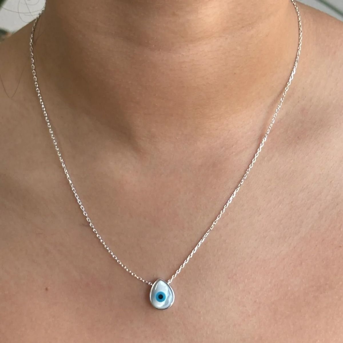 Colar Gota Olho Grego Madrepérola em Prata 925
