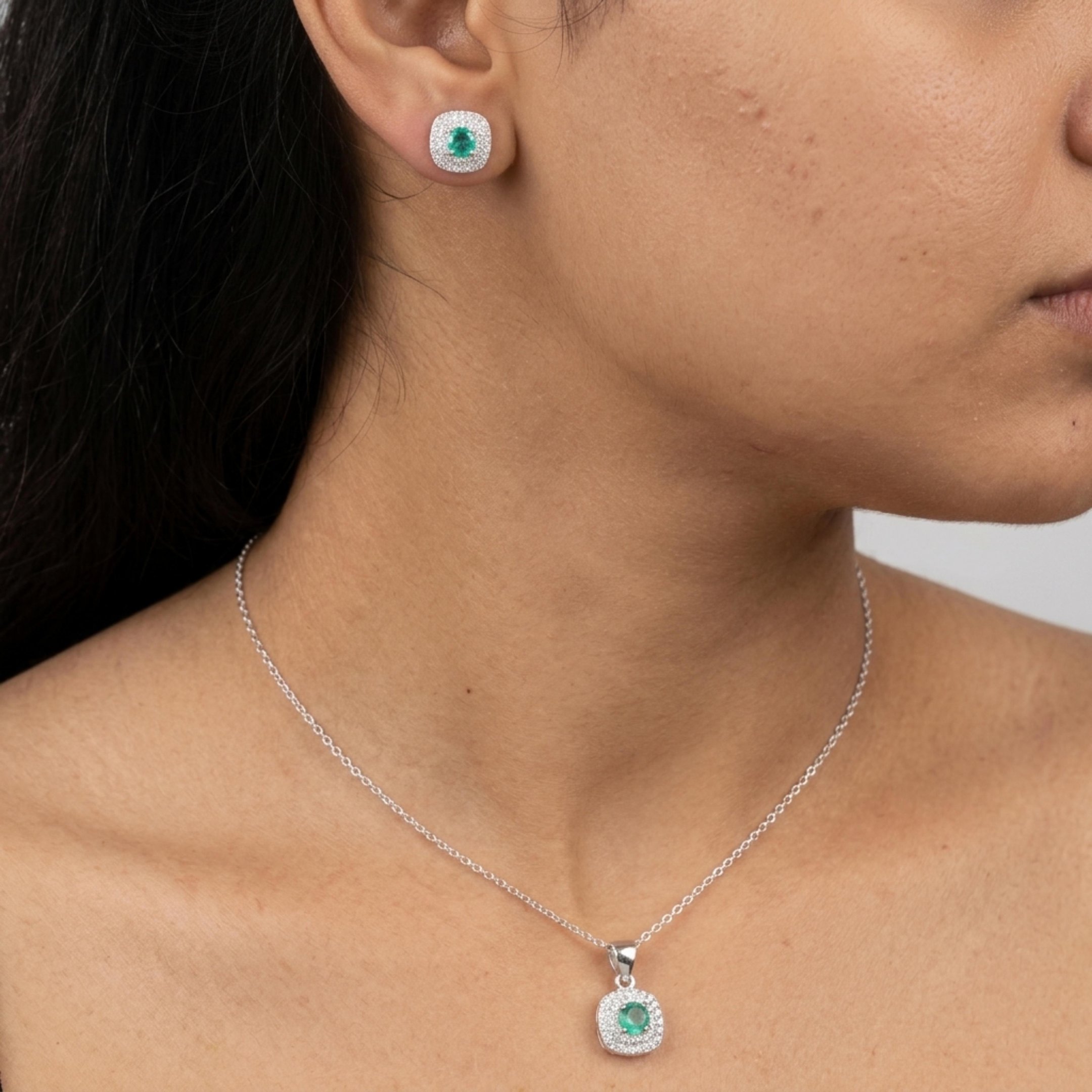 Conjunto Pedra Fusion Halo Cravejado em Prata 925