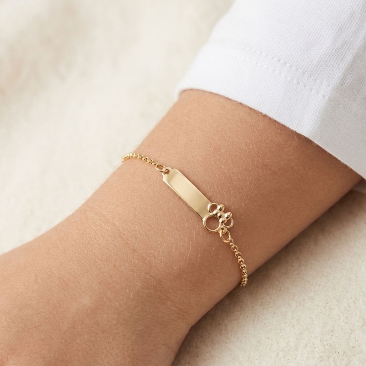 Pulseira Infantil Plaquinha Minnie com Laço Folheada a Ouro 18K